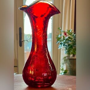 Cranberry Red Mid Century Modern cased Ruffled‎ Crackle Vase Pilgrim Glass 7”